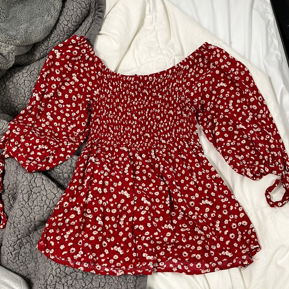 Tie off the shoulder top